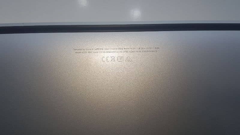 Macbook A2251 2020 0