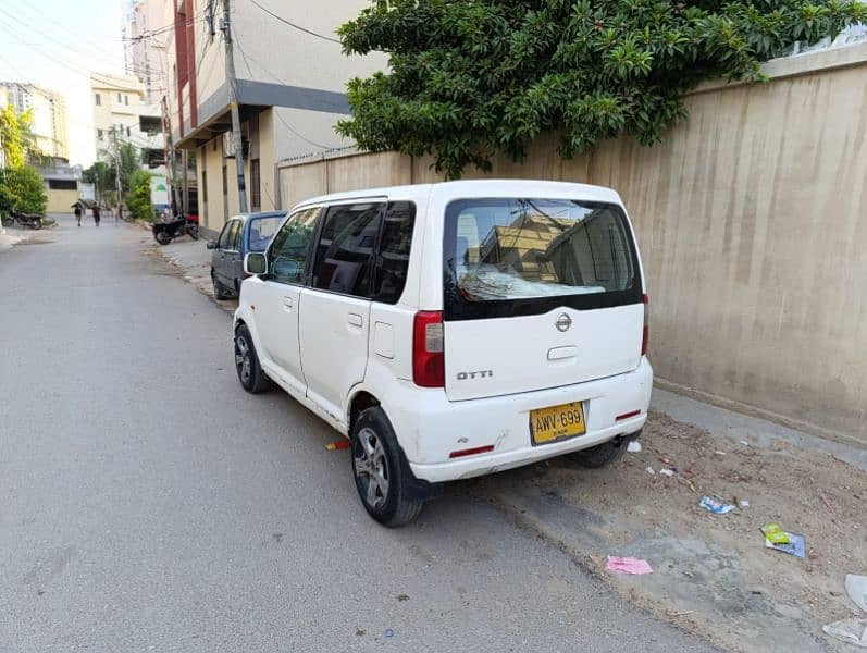 Nissan Otti 06/12 white color normal condition, perfect engine 1