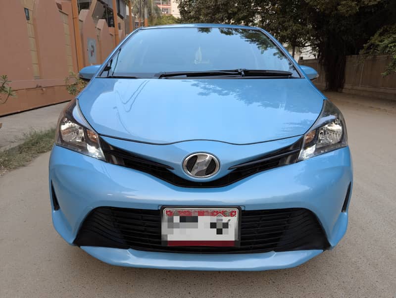 Toyota Vitz 2015 1