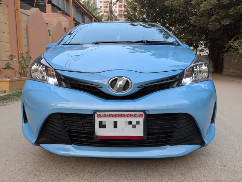 Toyota Vitz 2015 2