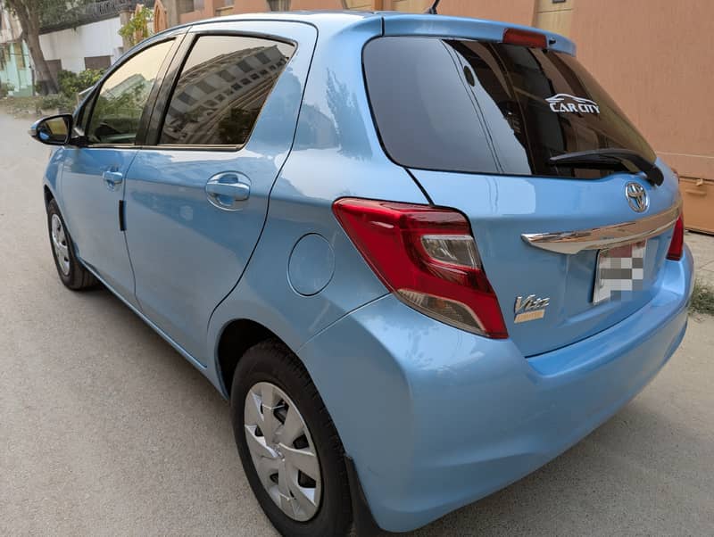 Toyota Vitz 2015 6