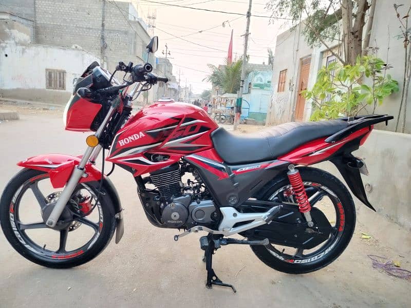 HONDA CB 150 F Model 2020 batter Yamaha GS 150 1