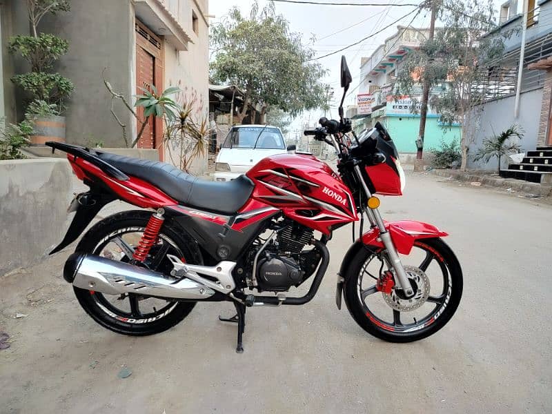 HONDA CB 150 F Model 2020 batter Yamaha GS 150 2