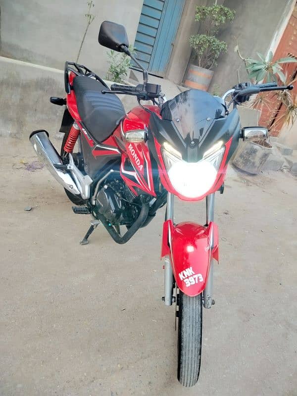 HONDA CB 150 F Model 2020 batter Yamaha GS 150 6