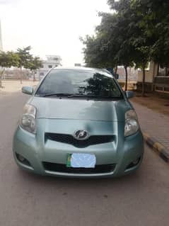 Toyota Vitz 2008 model 2012 Lahore registr