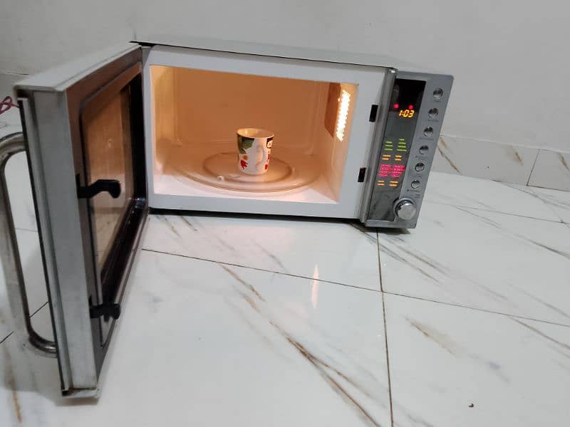 Dawlance microwave oven 2 in 1 grill cooking bhi hote 3