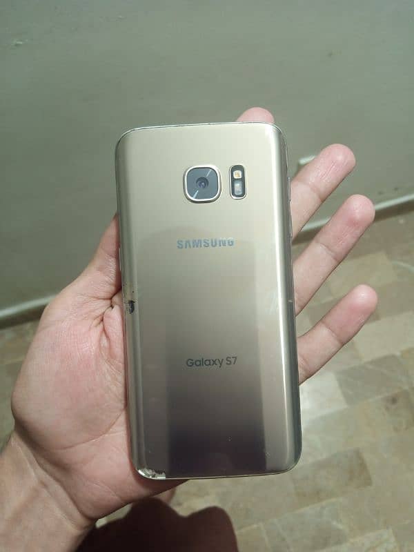 Samsung Galaxy S7 4/32 Official PTA Approved 0