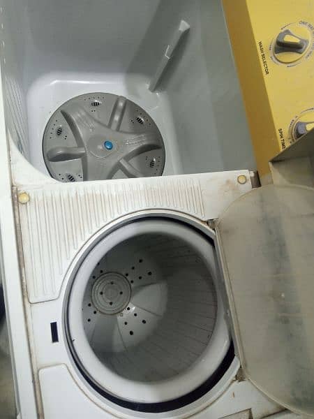 washing + Dryer Machine 8