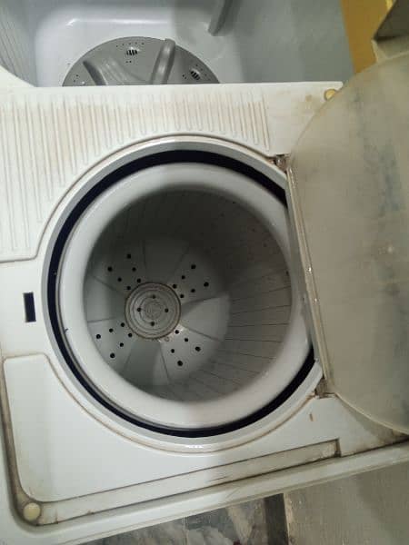 washing + Dryer Machine 9