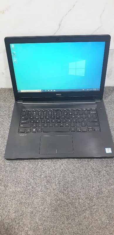 Dell i3 6th 12gb ram  256gb SSD 14 inch display 0