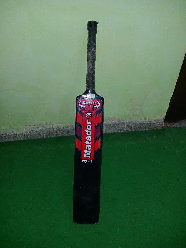 Cricket  Bat in Good Condition. Few Days Used 1