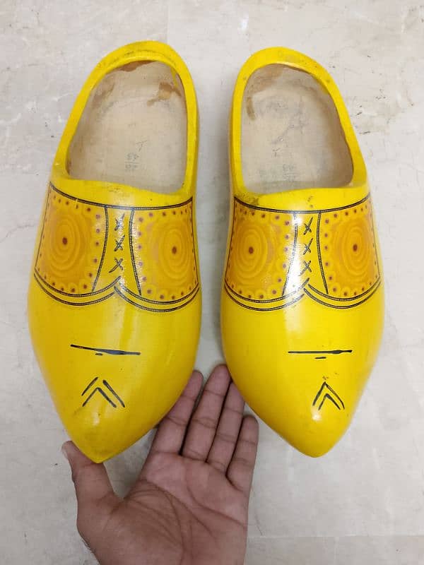 wooden shoes 1