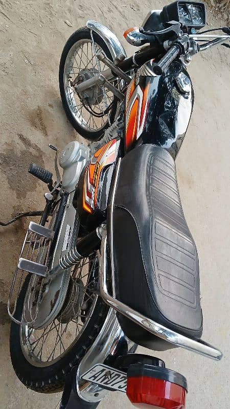 Honda CG 125 2022 4