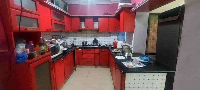 3 Bed D D Flat On Main Sindhi Muslim Block B 4