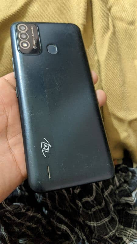 Itel vision 2s 1