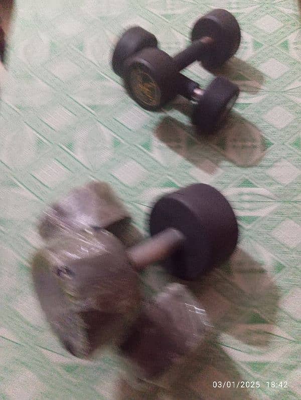 6 and 2 KG Dumbbell pair for sale 3