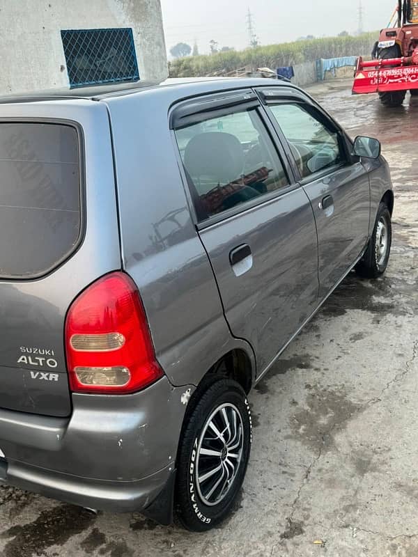 Suzuki Alto 2011/12 8