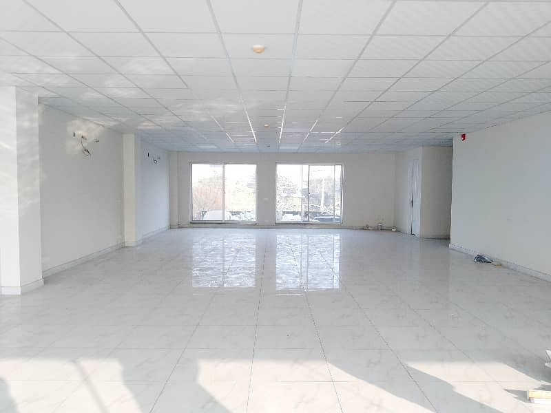 8 Marla Brand New Semi Commercial Second Floor Hall Available For Rent In Johar Town Phase 2 Near Emporium Mall 5