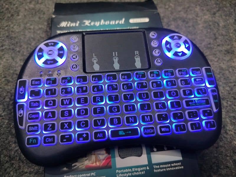 Mini Keyboard & Mouse Wireless With 3 RGB Colors 4