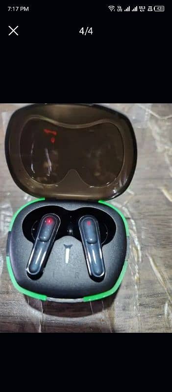 pro60 earbuds 0