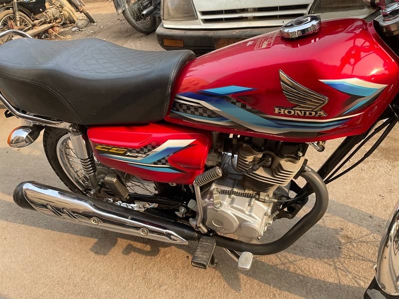 urgent sale Honda 125 6