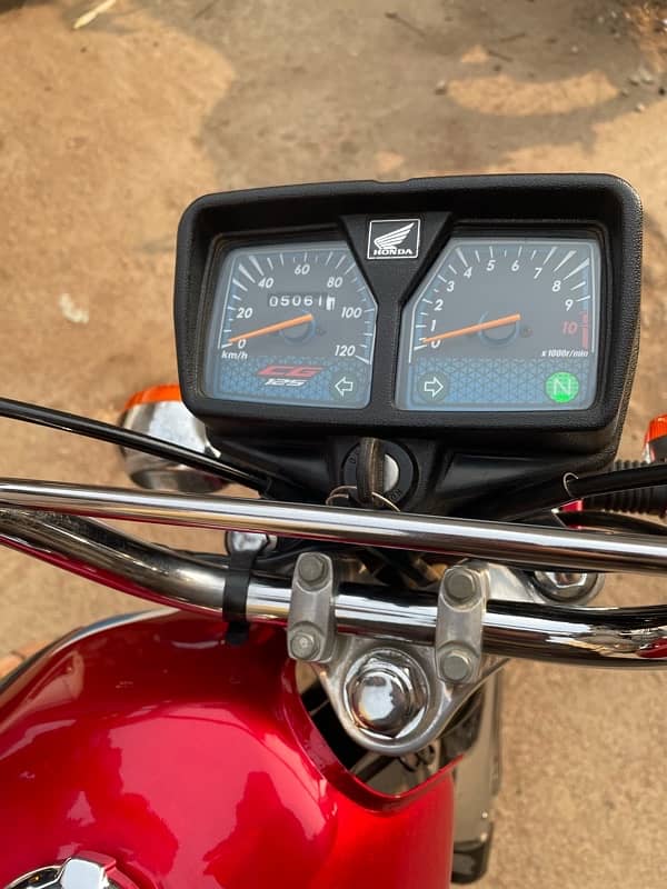 urgent sale Honda 125 8