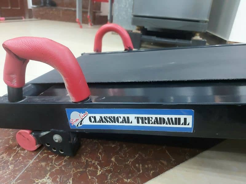 Manual Claasical Treadmill Heavy duty Machine 4