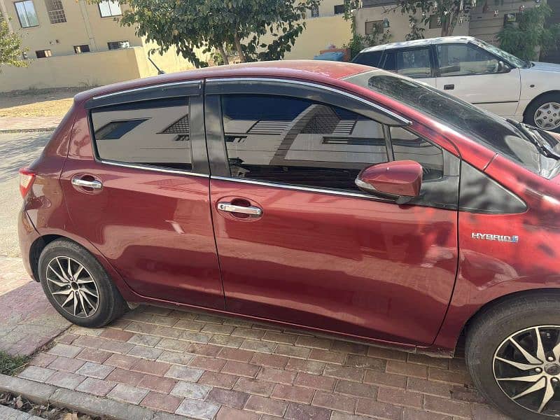 Toyota Vitz 2018 3