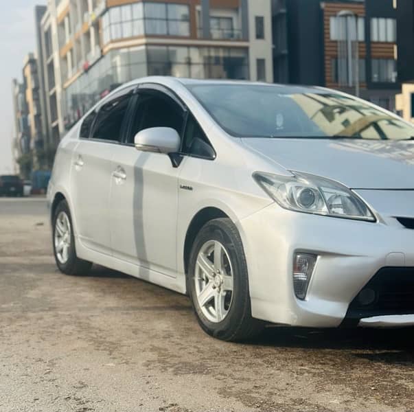 Toyota Prius 2014-2017 Total Geniune 3