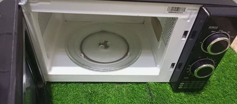 Microwave Oven Dawlance 1