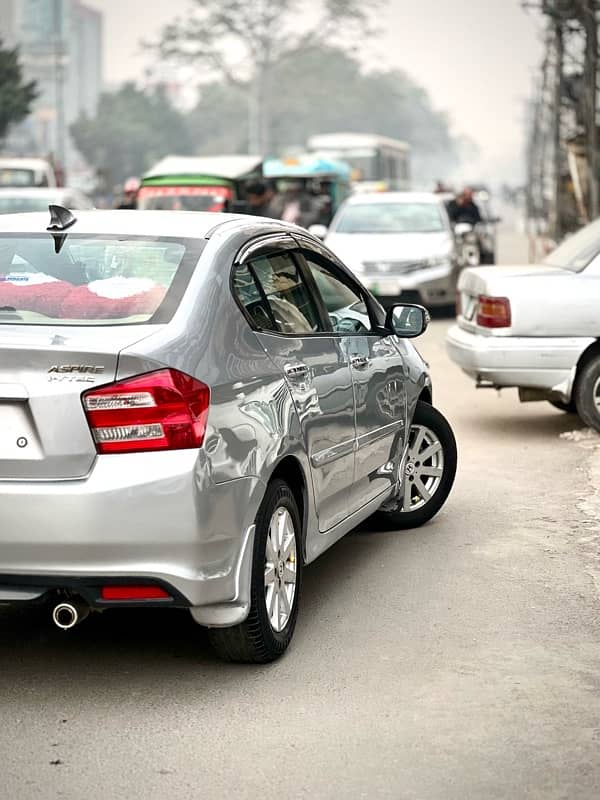 Honda City Aspire 2018 4