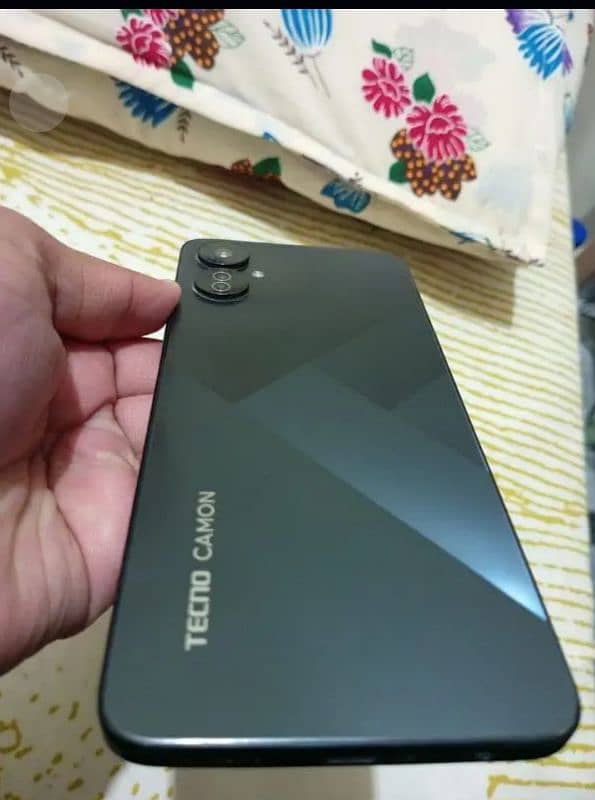 techno camon 19 original condition with box 3