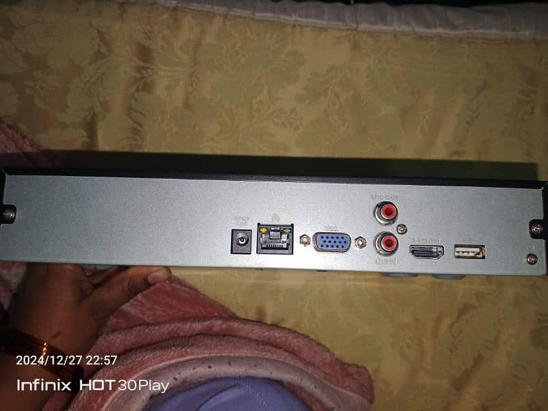 video recorder with hard disk and one camera for urgent sale 1