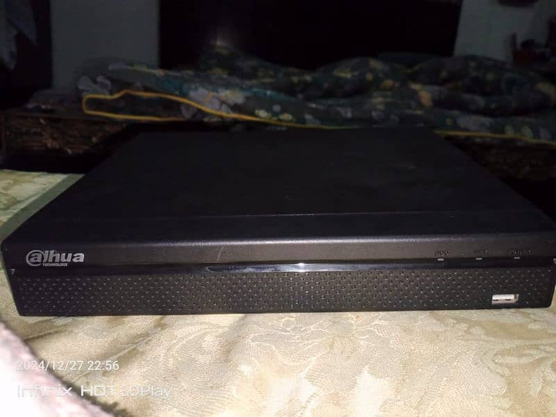 video recorder with hard disk and one camera for urgent sale 7