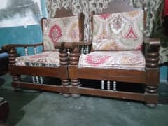 5 seatet sofa with table