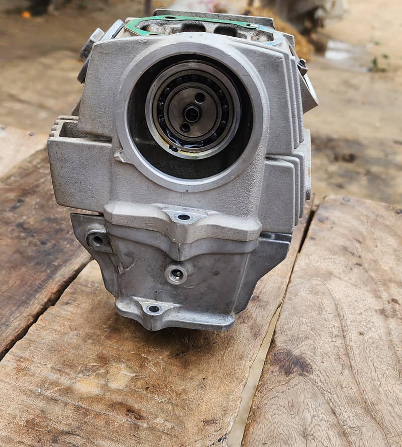 Honda CD 70 2023 model Head and cylinder 03197176416 2