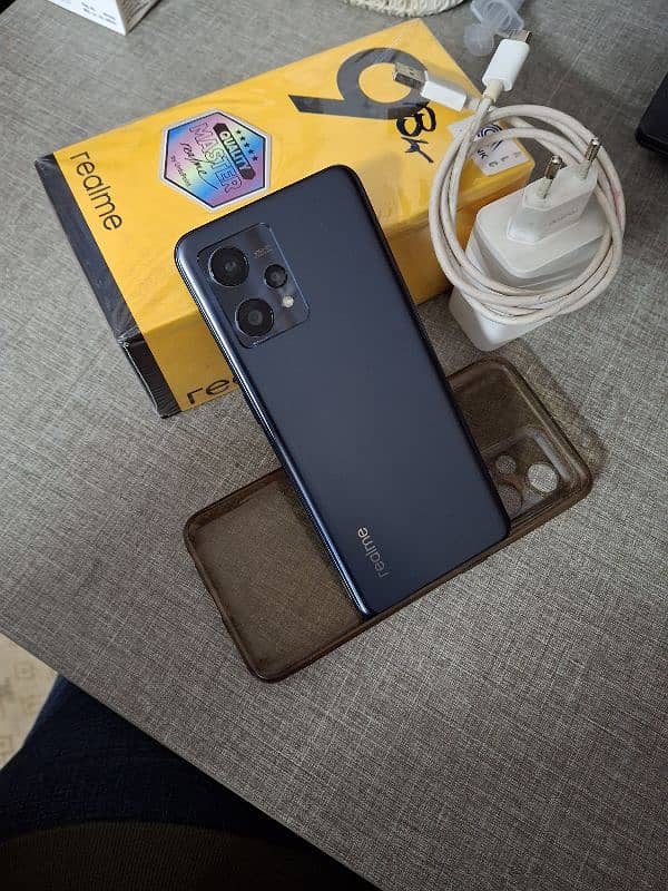 Realme 9 (8/128 gb) with complete box 0