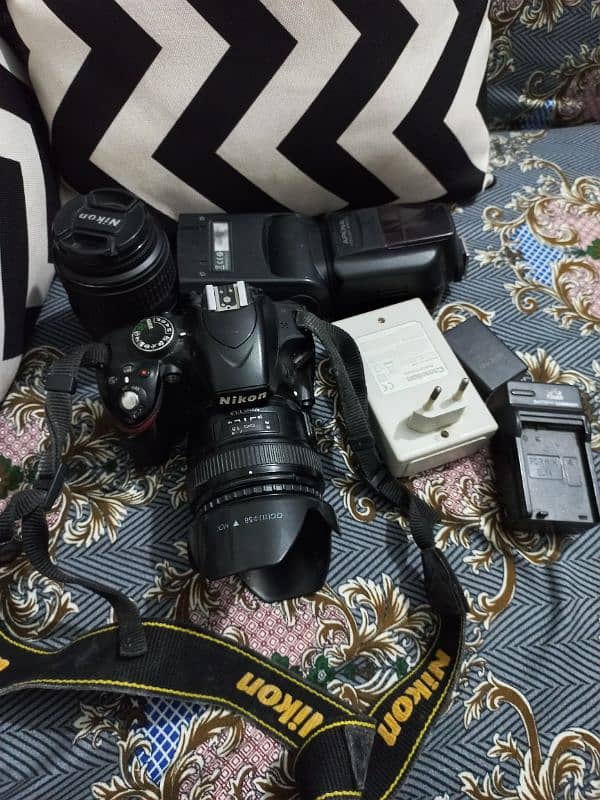 dslr nikon 3200 0