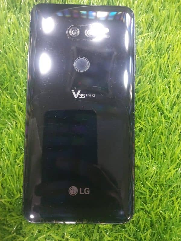 LG V35 Thinq 6