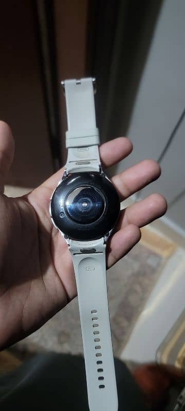 galaxy watch 6 classic 47mm with complete accessories 4