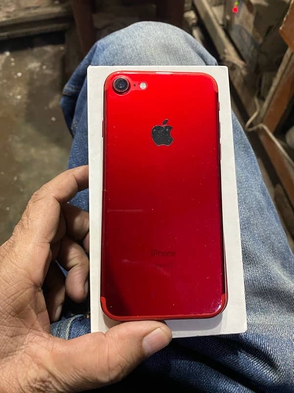 iPhone 7 128 GB Pta approved with Box 2