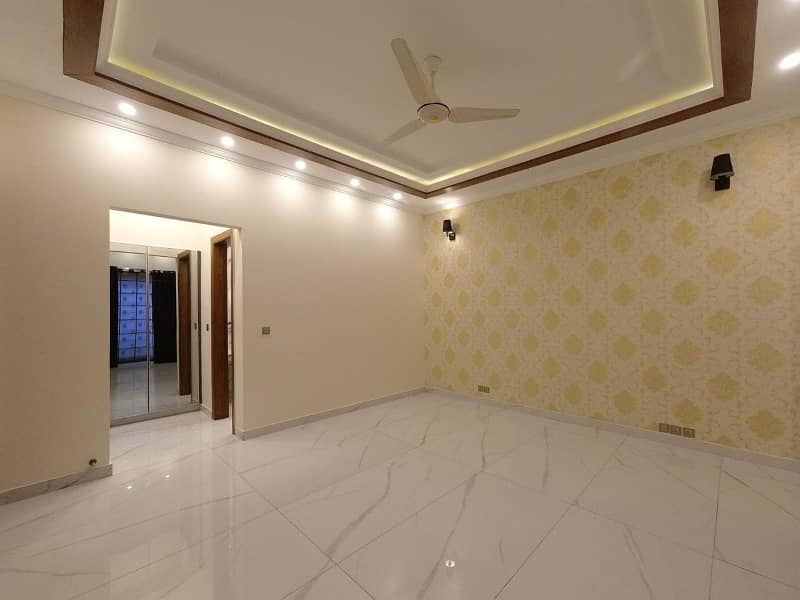 Beautiful Designer House For Rent 20