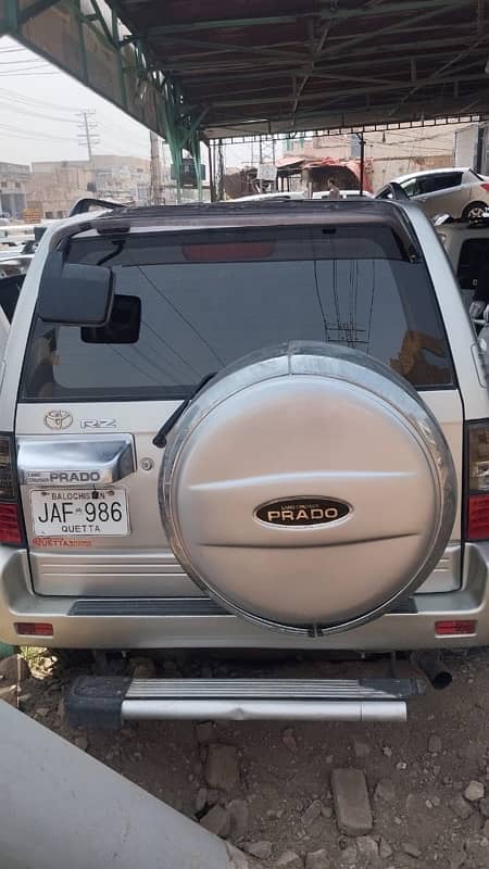 Toyota Prado 2000 1