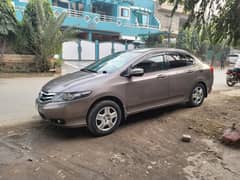 Honda City IVTEC 2015 9/10