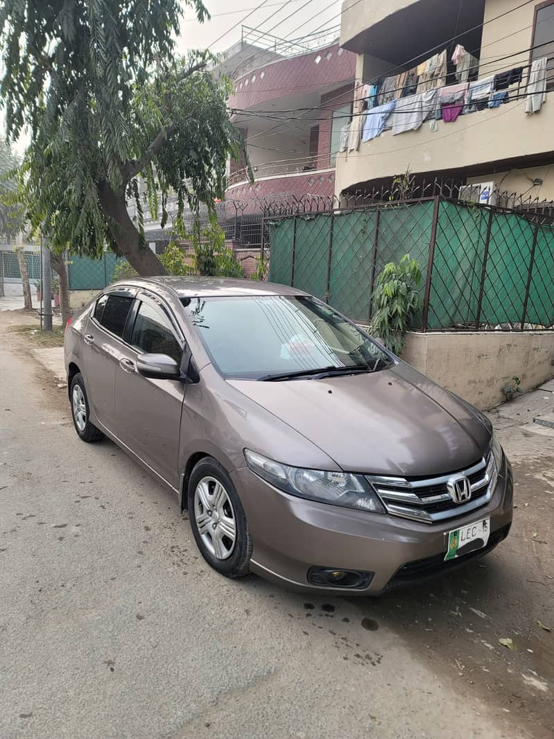 Honda City IVTEC 2015 9/10 4