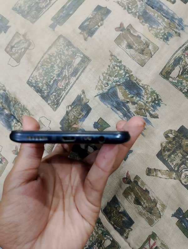 oppo a12 3/32 urgent sale 10/10 condition 4