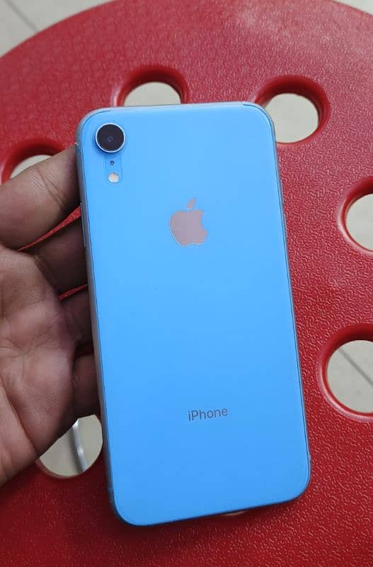 iphone xR hai 128 GB not pta 1