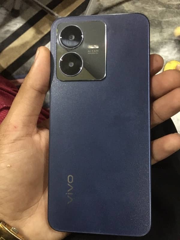 Vivo y22 4+4/64 10by10 1