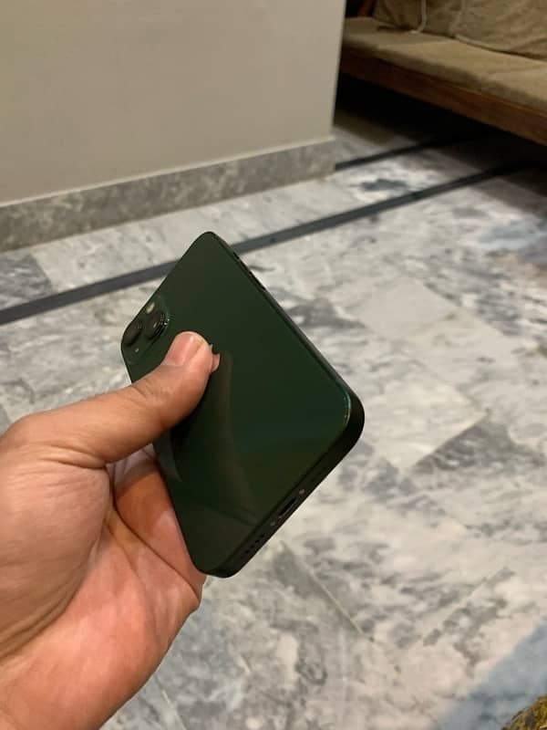 iPhone 13 jv 128gb green colour 0