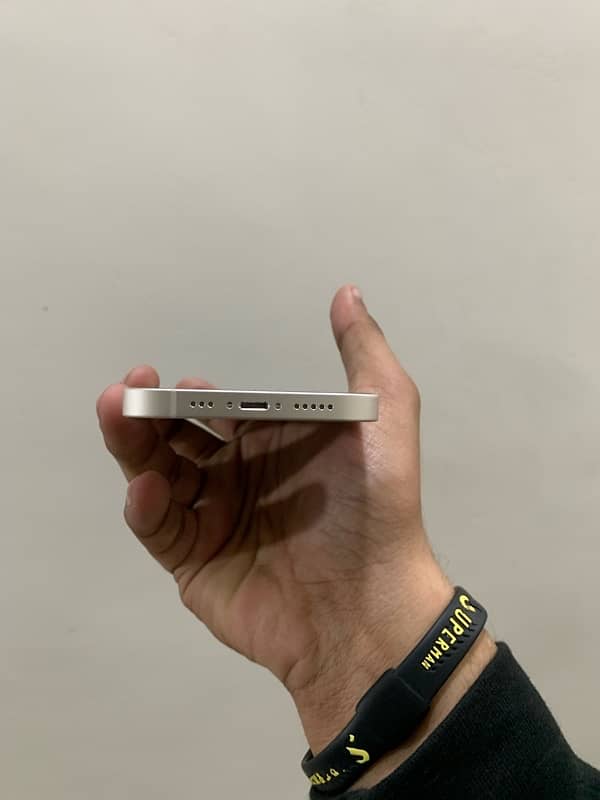 IPHONE 14 128 GB JV NON PTA 4